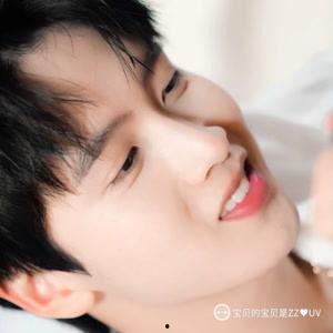 吃瓜娱乐姐陈宥维,吃瓜娱乐姐的蜕变之路